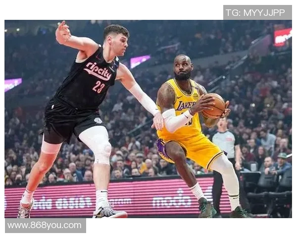 湖人对战开拓者季后赛精彩瞬间录像回放全解析与精彩评论